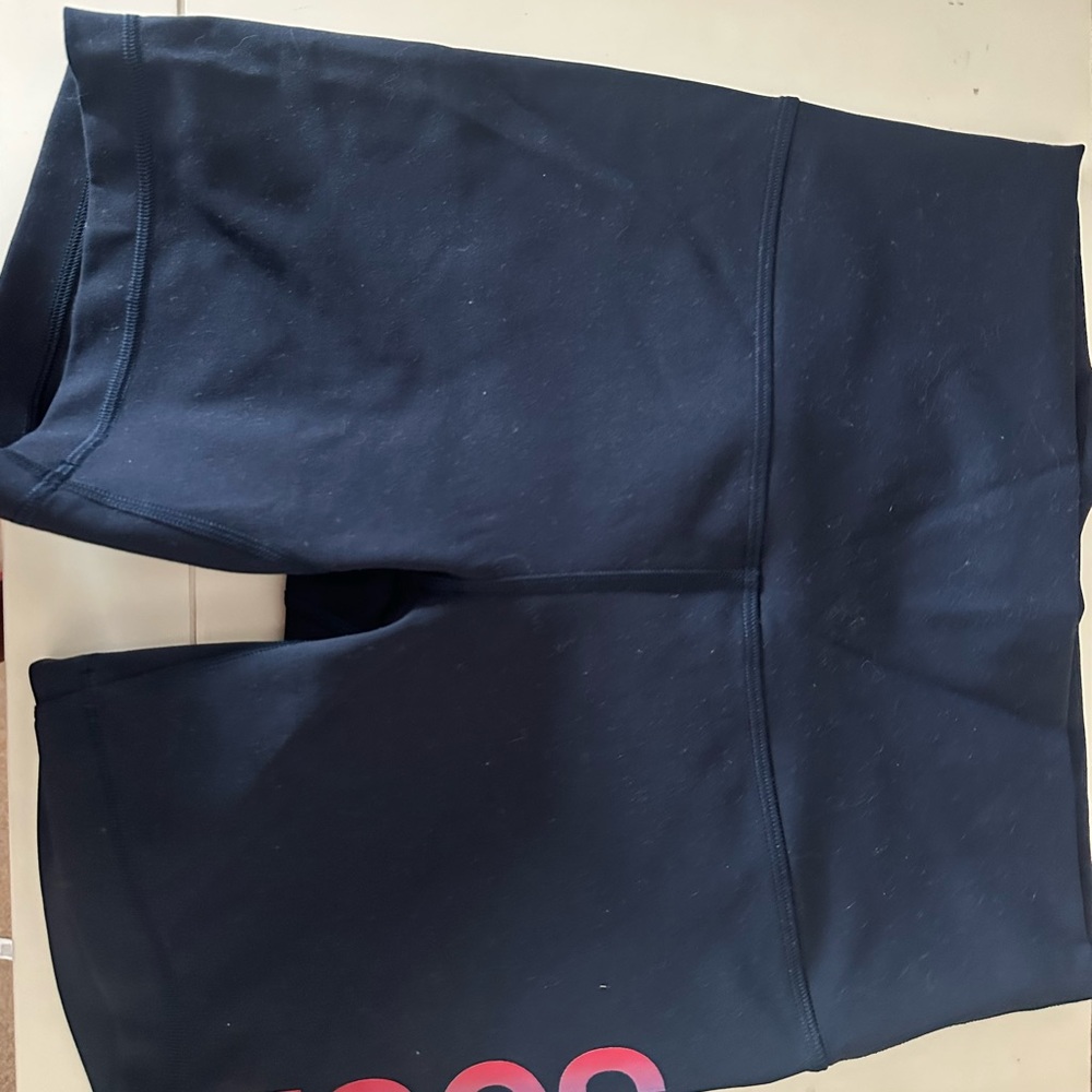 Lululemon Athletica wunder train 6inch - soul cycle